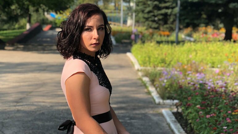 Биатлонистка Ушкина променяла Россию на Румынию. Как она выглядит?