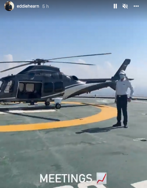 Усик–Джошуа II на высоте 210 метров? Намёк от Хирна — фото