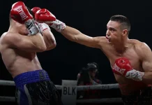 Цзюминатор по очкам. Тим отложил завершение карьеры, но соперник удивил