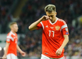 Сборная в окопе накануне игры с Бельгией. Один раз попали в створ, Головин не может созидать за всех