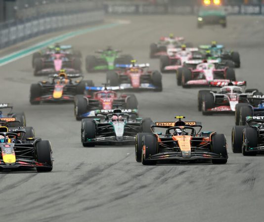 Формула 1 принесла рекордную выручку в 2025 году