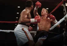 Град ударов по боксёру в отключке. Судья едва не лишил жизни юного нокаутёра