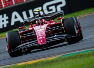 Инсайдер назвал одну из причин высокой скорости Ferrari в Альберт-парке