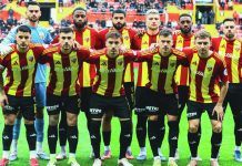 Клуб Чалова объявил об уходе главного тренера