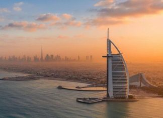 Усик–Джошуа II на высоте 210 метров? Намёк от Хирна — фото