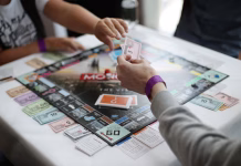 Как заработать деньги, играя в компьютерные игры: реальные возможности и советы