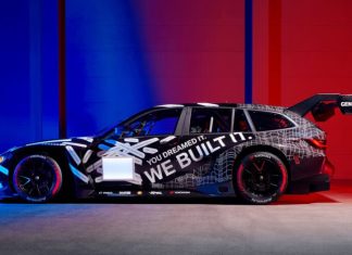 BMW построила гоночный универсал M3 Touring