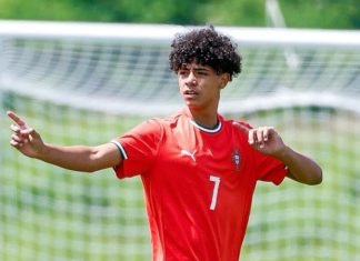 Cын Роналду тренируется с академией «Реала»