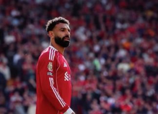 Экитике назвал легендой Салаха, не реализовавшего пенальти в матче ЛЧ