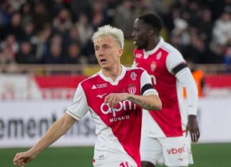 Головин забил Сафонову в матче «ПСЖ» — «Монако»