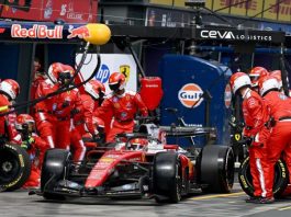 «Я пёс, бегущий за машиной». Как соцсети отреагировали на провал стратегов Ferrari