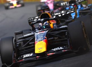 Макс Ферстаппен: На старте возникли проблемы с батареей и пропала мощность