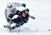 «Металлург» отыгрался с 0:2 и победил «Трактор» по буллитам