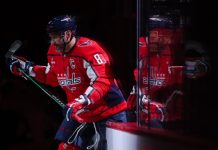 НХЛ сравнила 3-й гол Овечкина «Юте» с чемпионским броском Майкла Джордана на той же арене