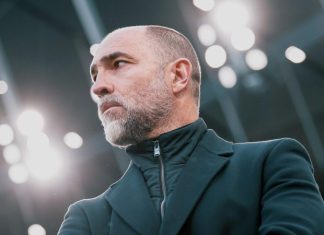 «Тоттенхэм» ищет замену тренеру спустя месяц после назначения, пишут СМИ