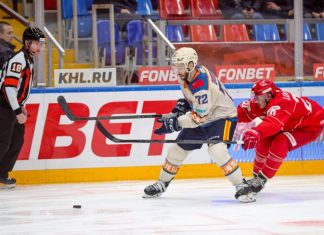 «Возможно, не все игроки тянули уровень команды». Форвард «Шанхая» — об итогах сезона