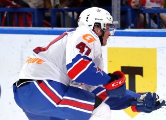 Защитник СКА Зеленов высказался о девяти пропущенных шайбах за два матча