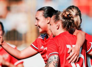 Женская сборная России по футболу вернулась из ОАЭ после отмененного матча