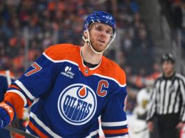 4 передачи Макдэвида и хет-трик Савуа помогли «Эдмонтону» обыграть «Ванкувер»