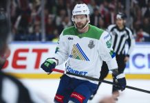 Агент Евгения Кузнецова рассказал, есть ли на данный момент интерес к хоккеисту в НХЛ