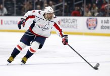 Александр Овечкин забил 929-й гол в регулярных чемпионатах НХЛ