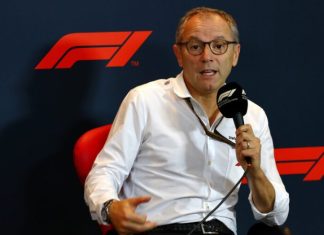 «Болельщикам всё равно, это всё вы…» Босс Формулы 1 раскритиковал журналистов