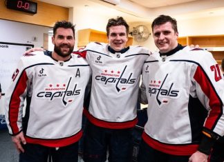 «Буду рассказывать об этом своим детям». Илья Протас — о дебюте в НХЛ в звене с Овечкиным