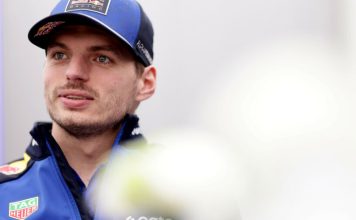 «Ему бы не помешало». Хилл посоветовал Ферстаппену поработать журналистом