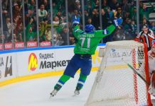 Форвард «Салавата» Максим Кузнецов забросил четвёртую шайбу в серии с «Автомобилистом»