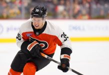 Гол и две передачи Мичкова помогли «Филадельфии» обыграть «Айлендерс»