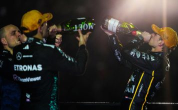 «Идеальный момент». Монтойя советует Ферстаппену уйти в Mercedes