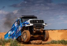 КАМАЗ-мастер представил новую ливрею капотного грузовика