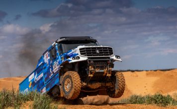 КАМАЗ-мастер представил новую ливрею капотного грузовика