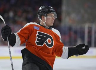 Матвей Мичков признан второй звездой игрового дня в НХЛ