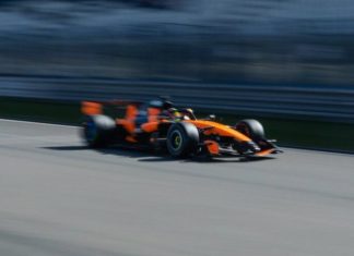 «Мы знаем, как написать Мону Лизу, но даем вам только мелки». Монтойя – о разрыве между Mercedes и McLaren