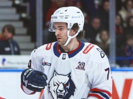 «Нефтехимик» расторг контракт с американским защитником Джозефом Душаком