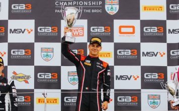 Никита Бедрин одержал две победы в GB3