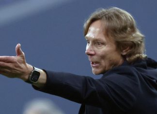 Пономарев заявил, что Карпин потерял авторитет в его глазах