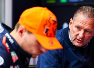 «Пусть промоет уши». Йос Ферстаппен дал совет комментатору Формулы 1