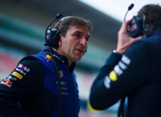 Технический директор Red Bull Racing может быть уволен из-за проблем с болидом RB22